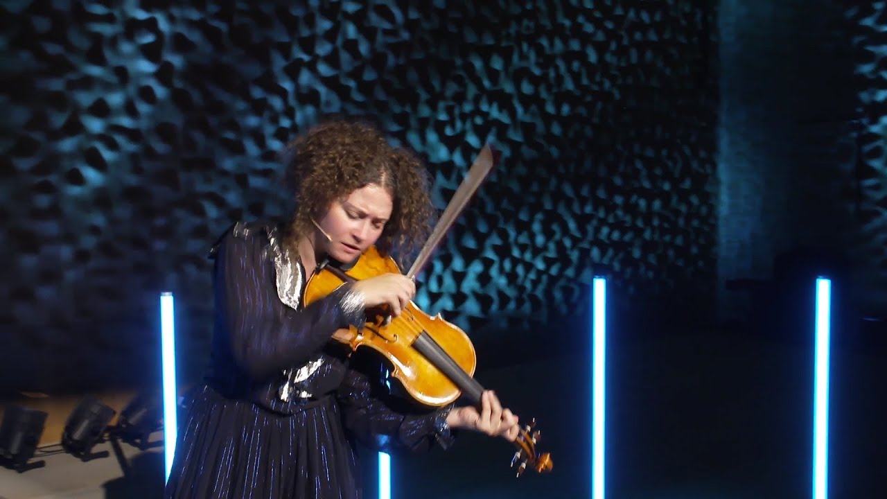 Flora Geißelbrecht: Im Schatten verweilen / Viola & Voice (Elbphilharmonie Version)