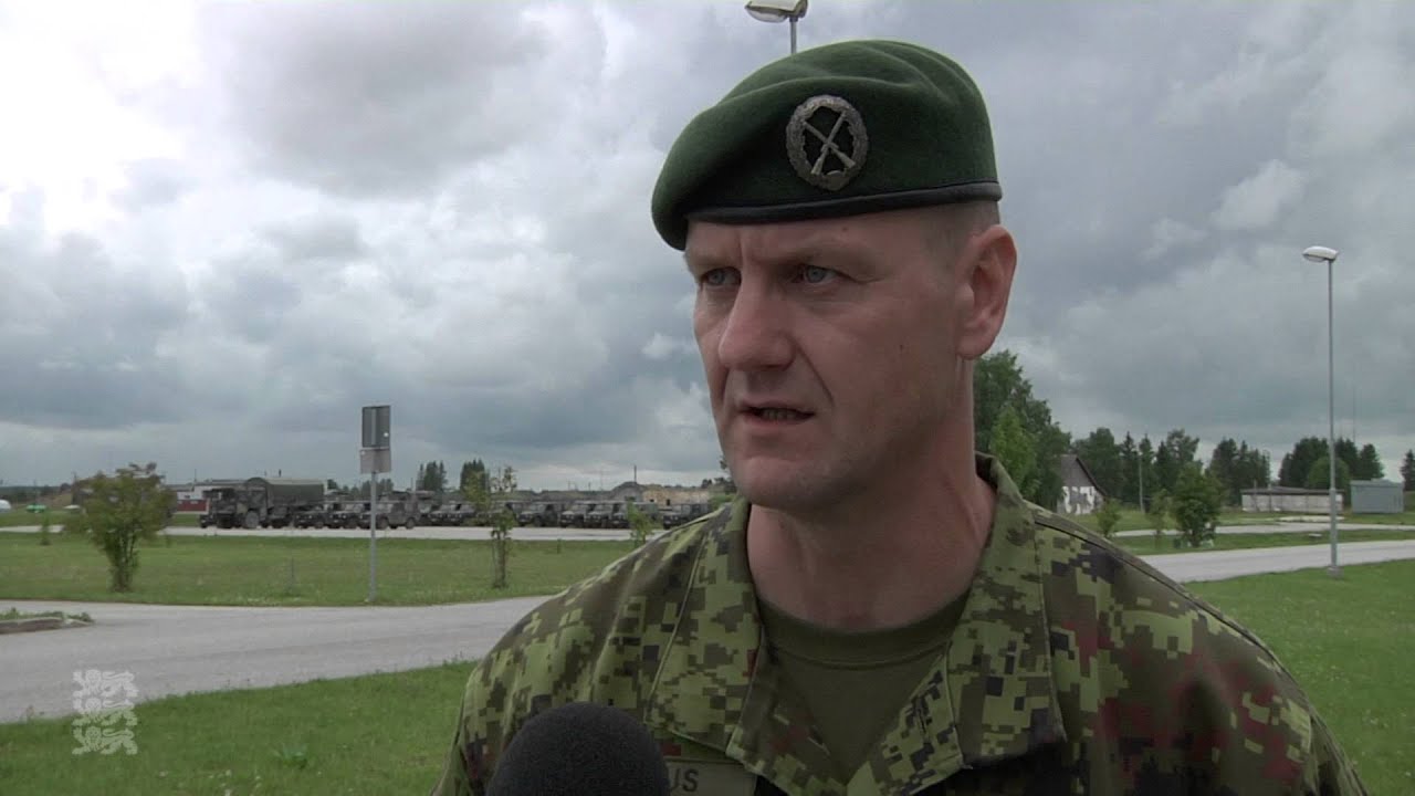 1.  jalaväebrigaadi ülema vahetus