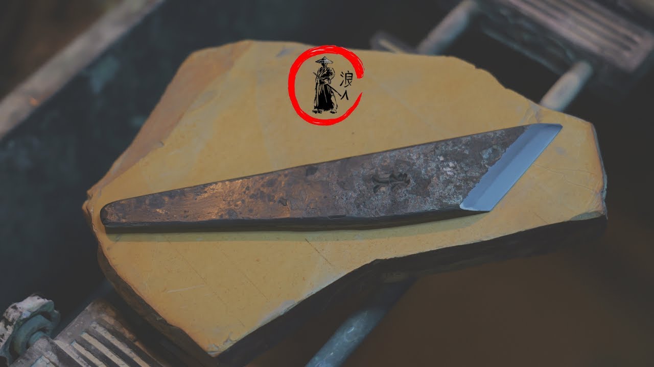 Kiridashi Ni-Maï forgé dans le style traditionnel