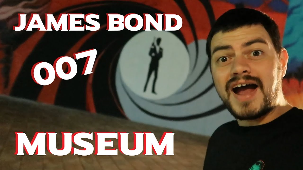 James Bond 007 Museum Exhibit | Huge Movie Collection | Cars Props and More | Deezerland Orlando
