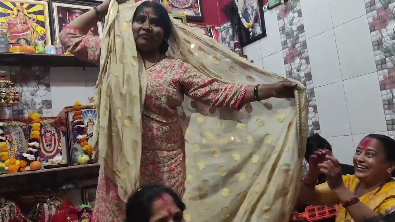 फिर से आया सरिता का धमाकेदार डांस देखिए 