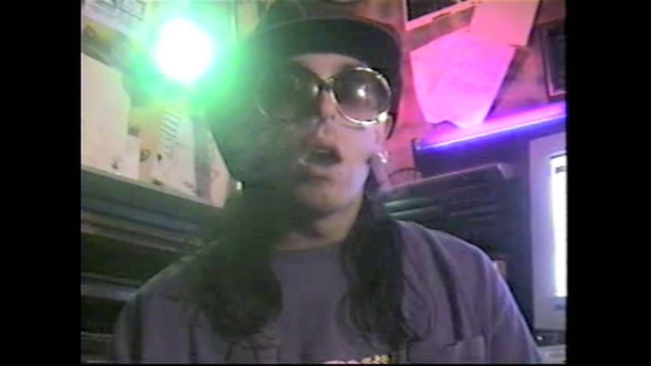 Muck Sticky - Me (Official Music Video)