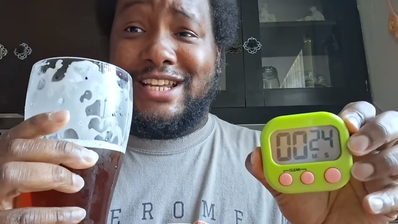 Arizona ice tea(Raspberry Flavored chug 2) 
