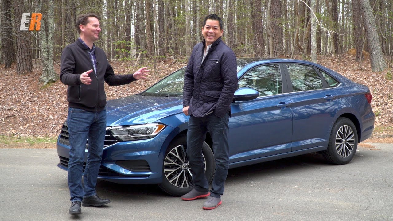 Обзор VW Jetta 2019 года — больше, больше функций, лучше?