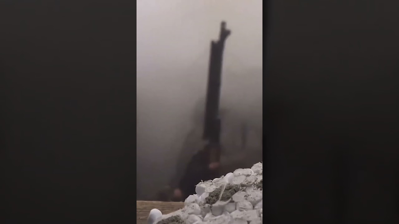 Ukrainian troops miraculously survive Russian artillery strike whilst defending their trench