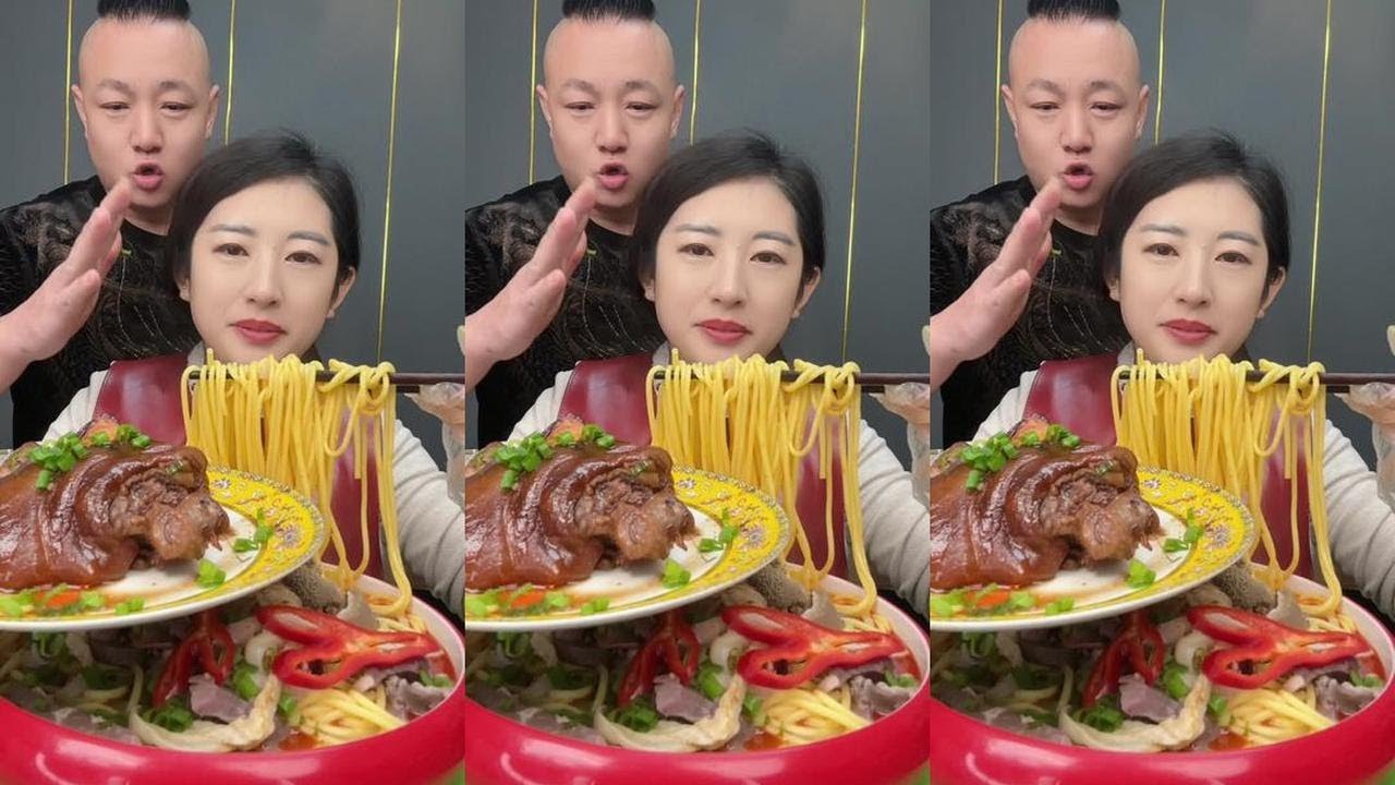 Do you want to eat? Try traditional costume style and different styles