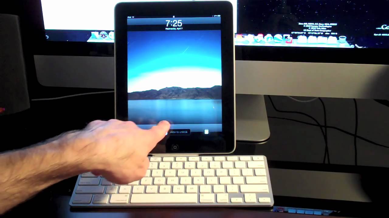 Apple iPad Keyboard Dock Unboxing & Demo