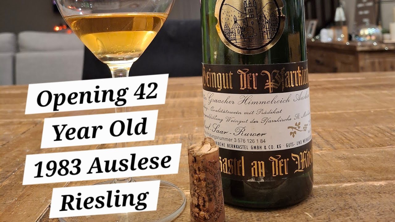 Открываем протекающую бутылку 42-летнего вина Auslese Riesling Mosel 1983 года, Германия