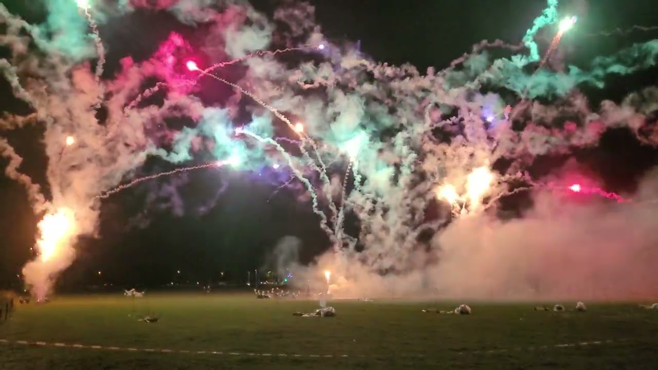 Big Smile Fireworks & Friends  show 24-09-2022