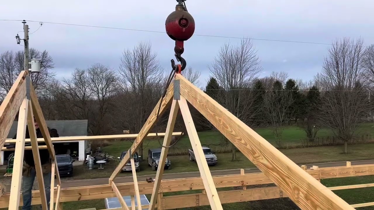 Building our Farm Shop Part 3: Setting the roof trusses, roof purlins and lateral bracing