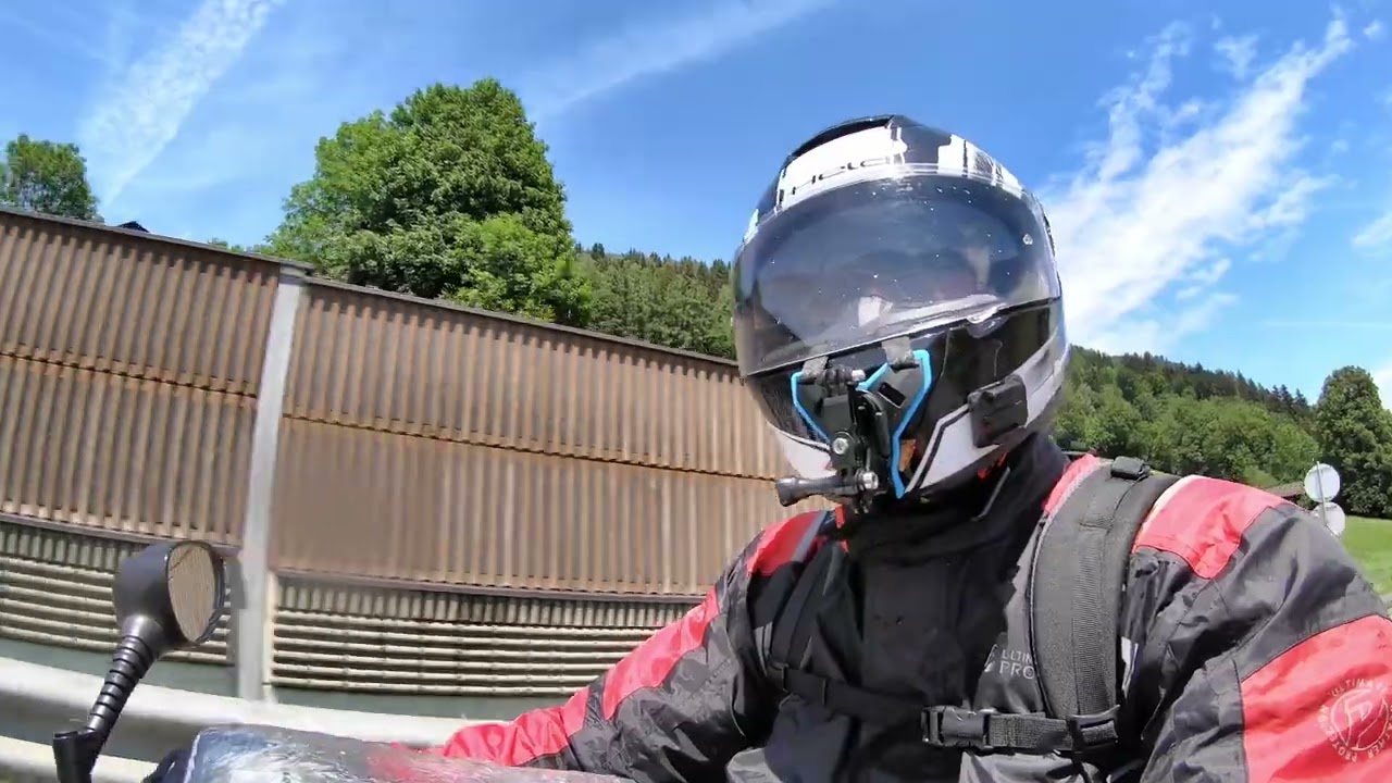 Luchs auf Tour - Tag 2 - Anreise und Ankunft Club of Newchurch - TDM850