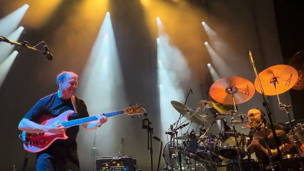 Level 42 Love Games Mark King and Nichol Thomson solo, Croydon 17/10/25 