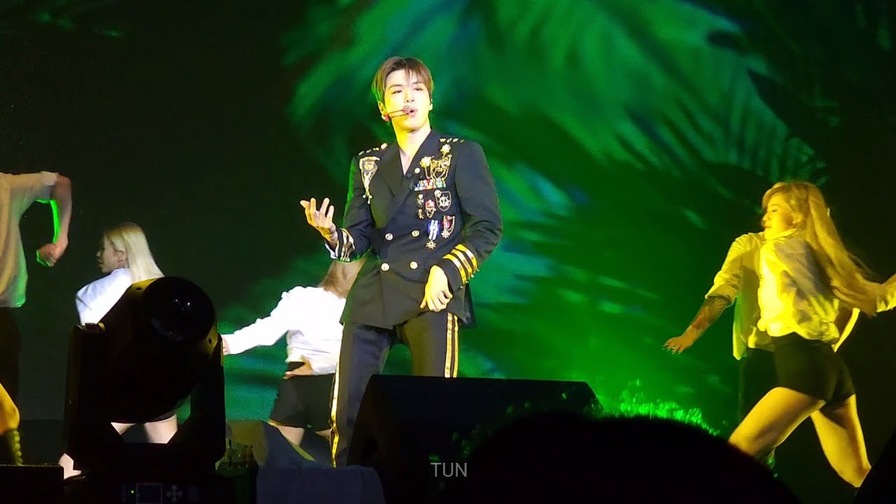 230114 KANGDANIEL DON'T TELL & WAVES @ KUALA LUMPUR