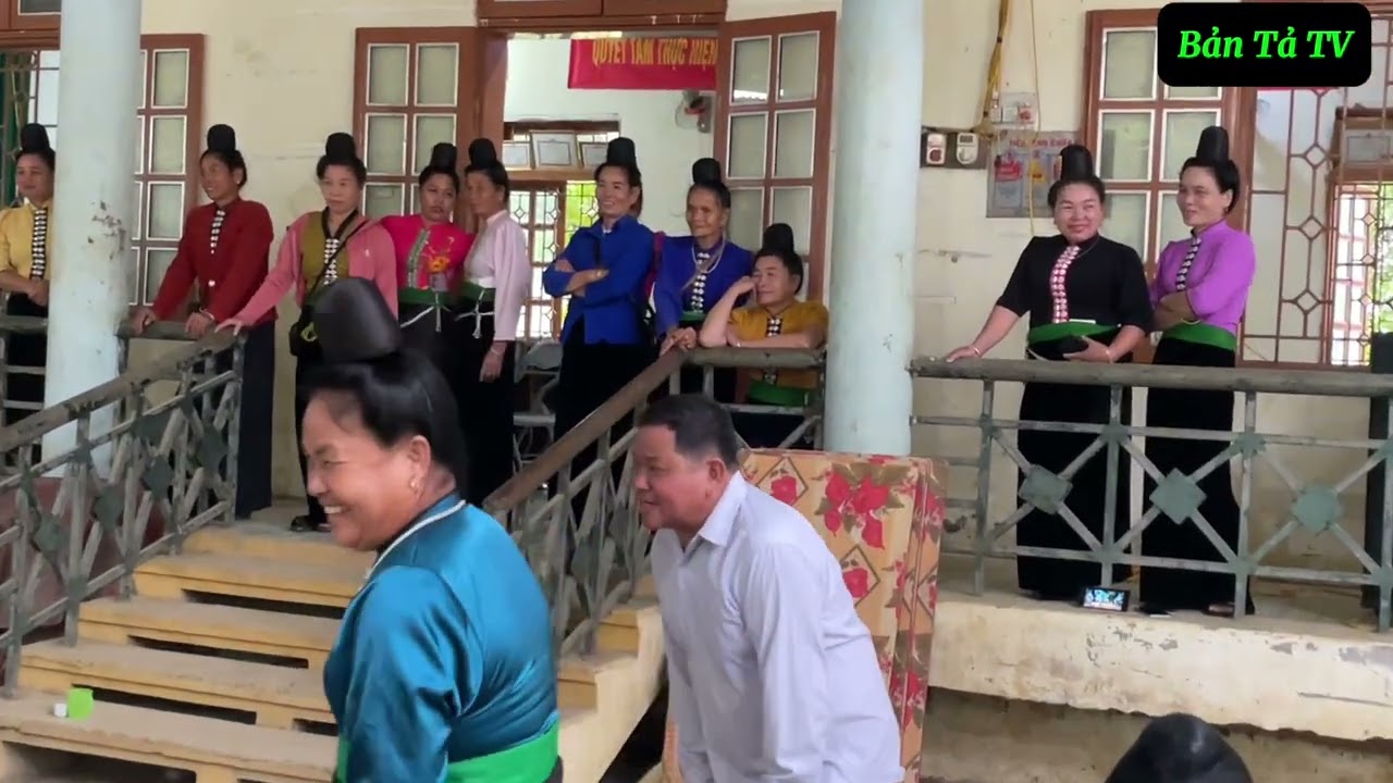 Ngày hội đoàn kết dân tộc Bản Tả-Chiềng hoa