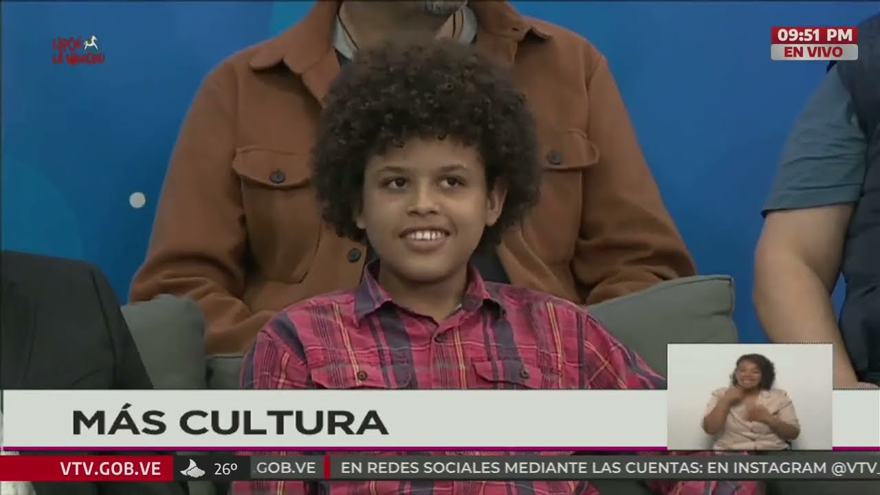 Maduro conversa con equipo de la película 