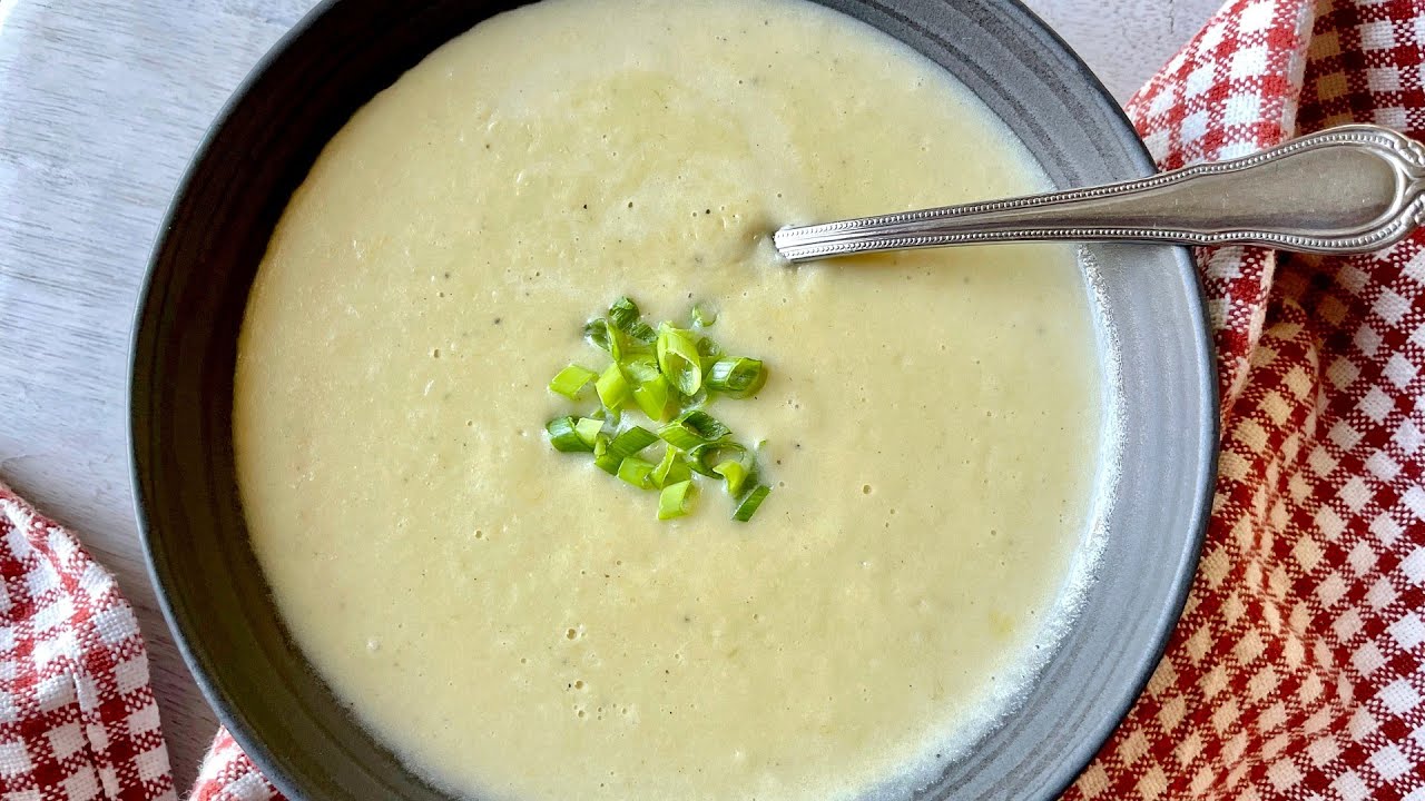 Best Homemade Potato Leek Soup Recipe