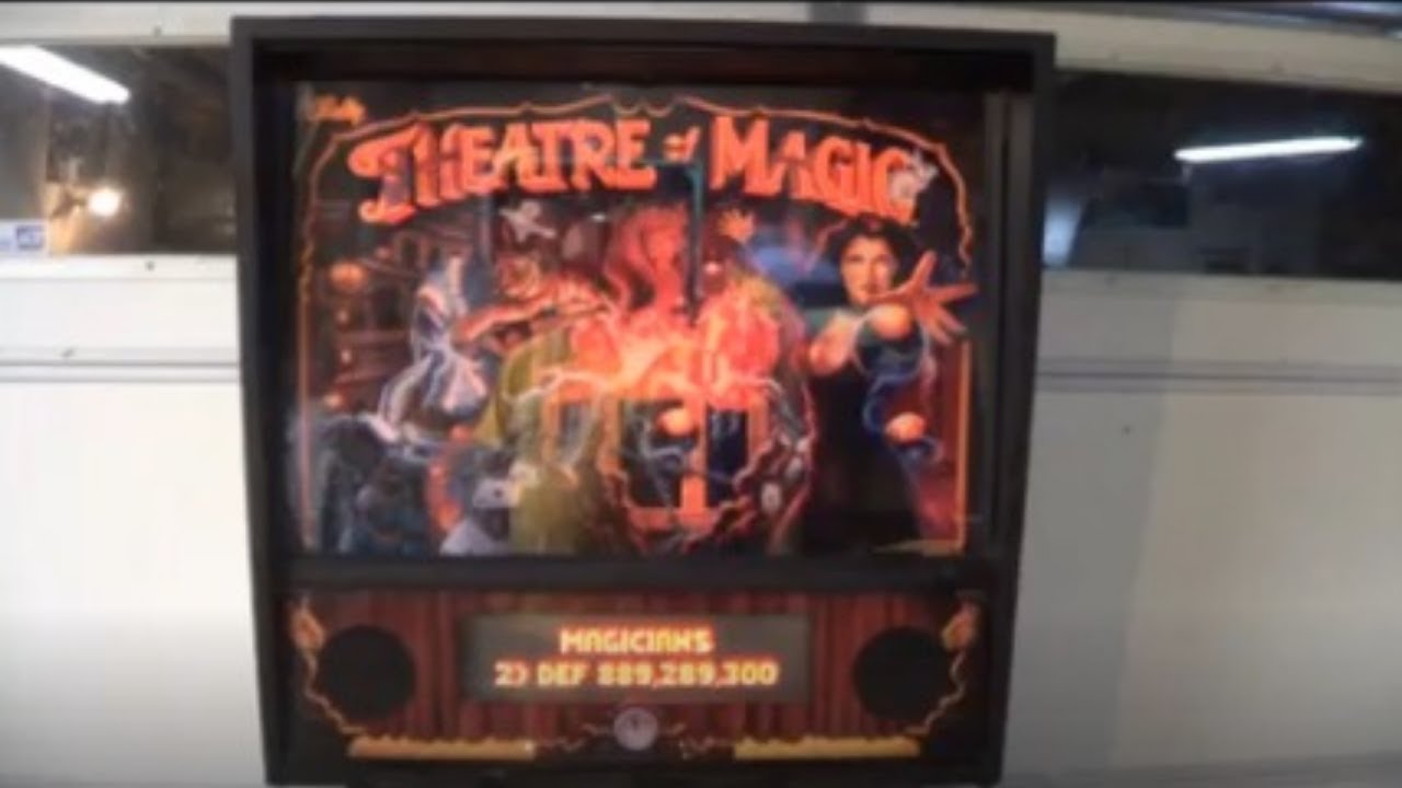THEATRE OF MAGIC PINBALL MACHINE - BY BALLY 1995