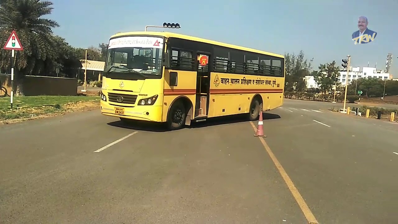 HMV (BUS) ZIG-ZAG DRIVING SKILL.TANAJI WALUNJKAR, IDTR, PUNE.