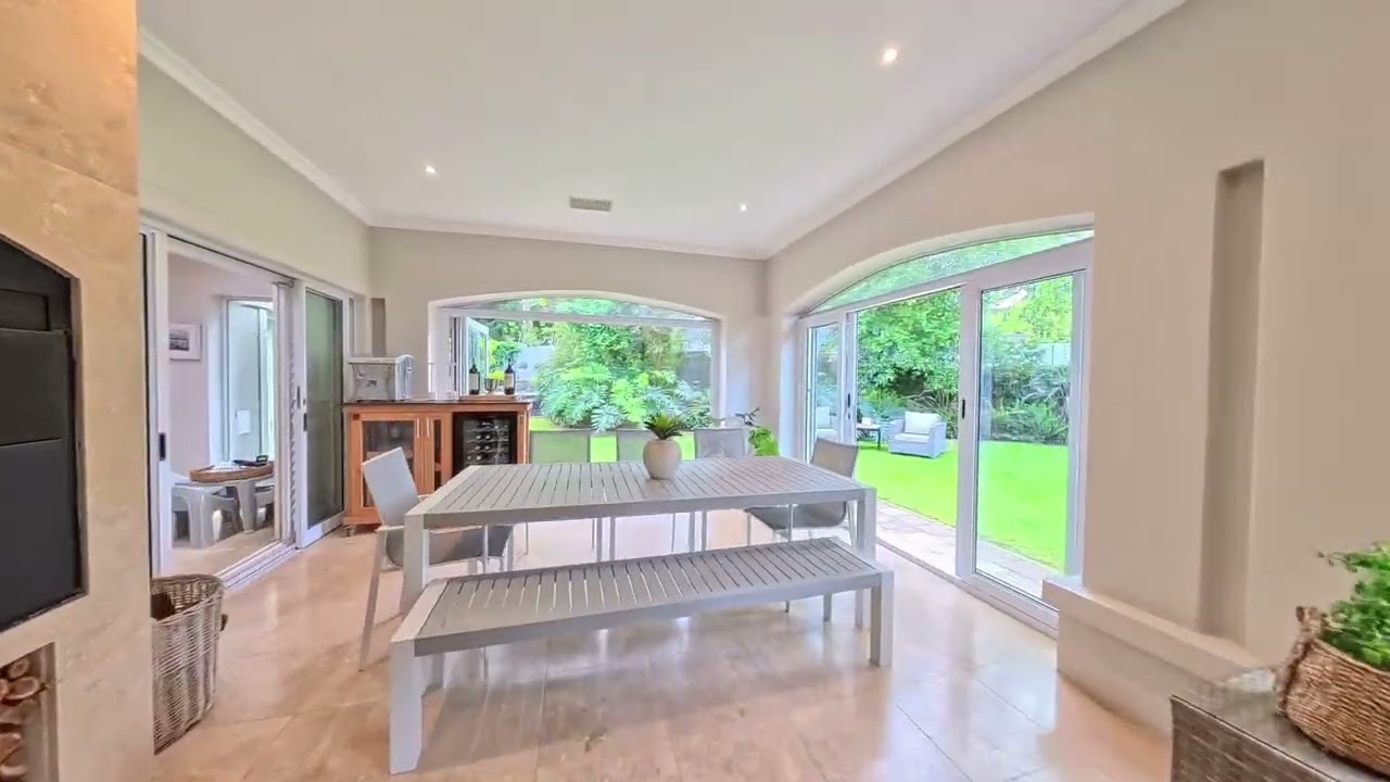 4 Bedroom House For Sale in Eversdal Heights