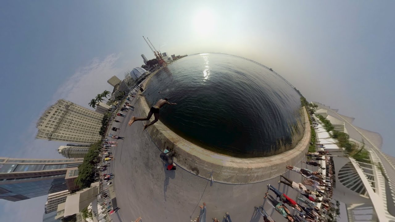 Diving into Guanabara Bay