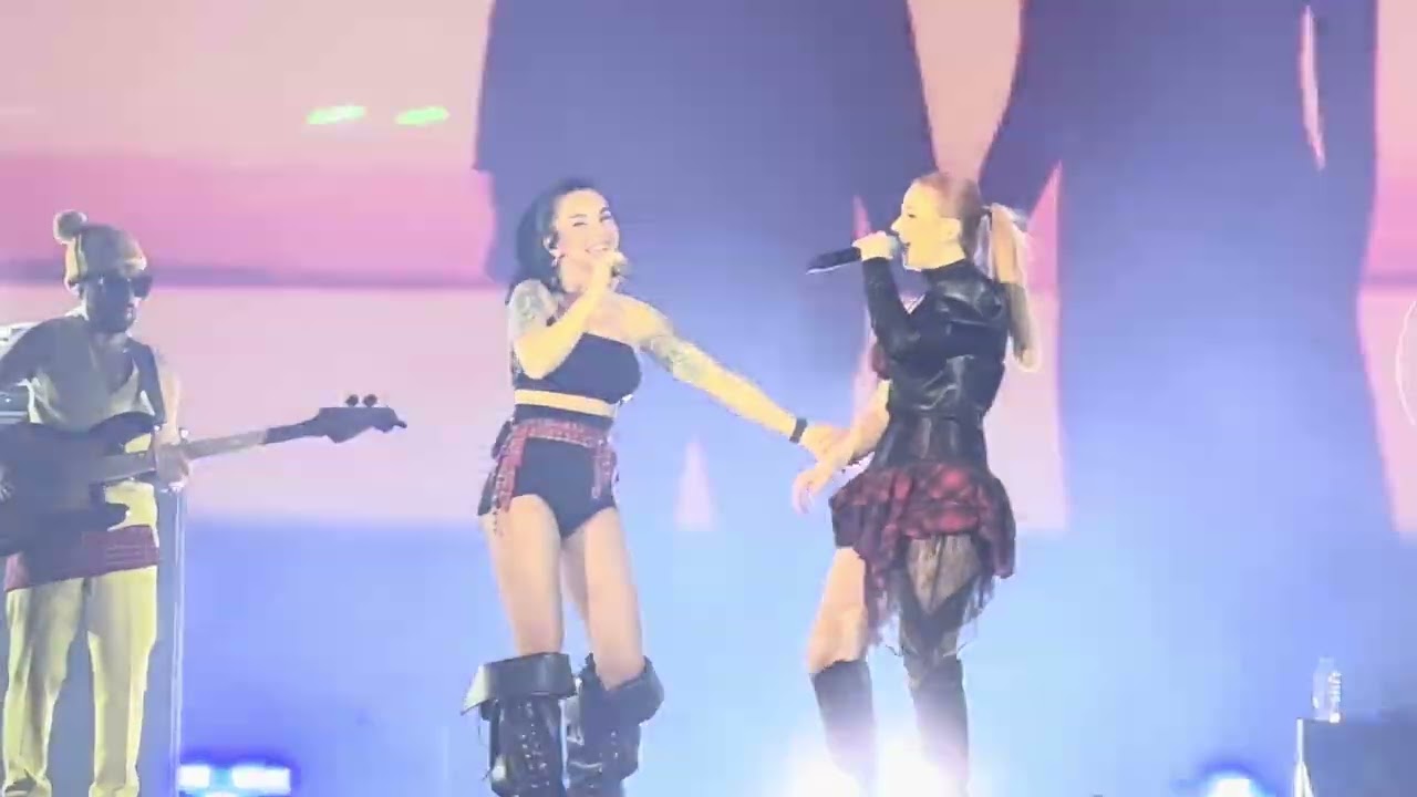 t.A.T.u. - Любовь в каждом мгновении @tatu @TATUMUSIC 