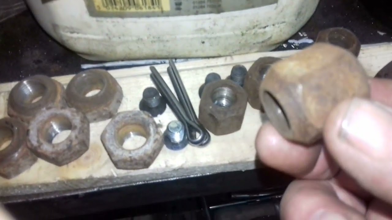 Landrover series 1 rebuild, engine has settled down rings are now sealing and not smoking.