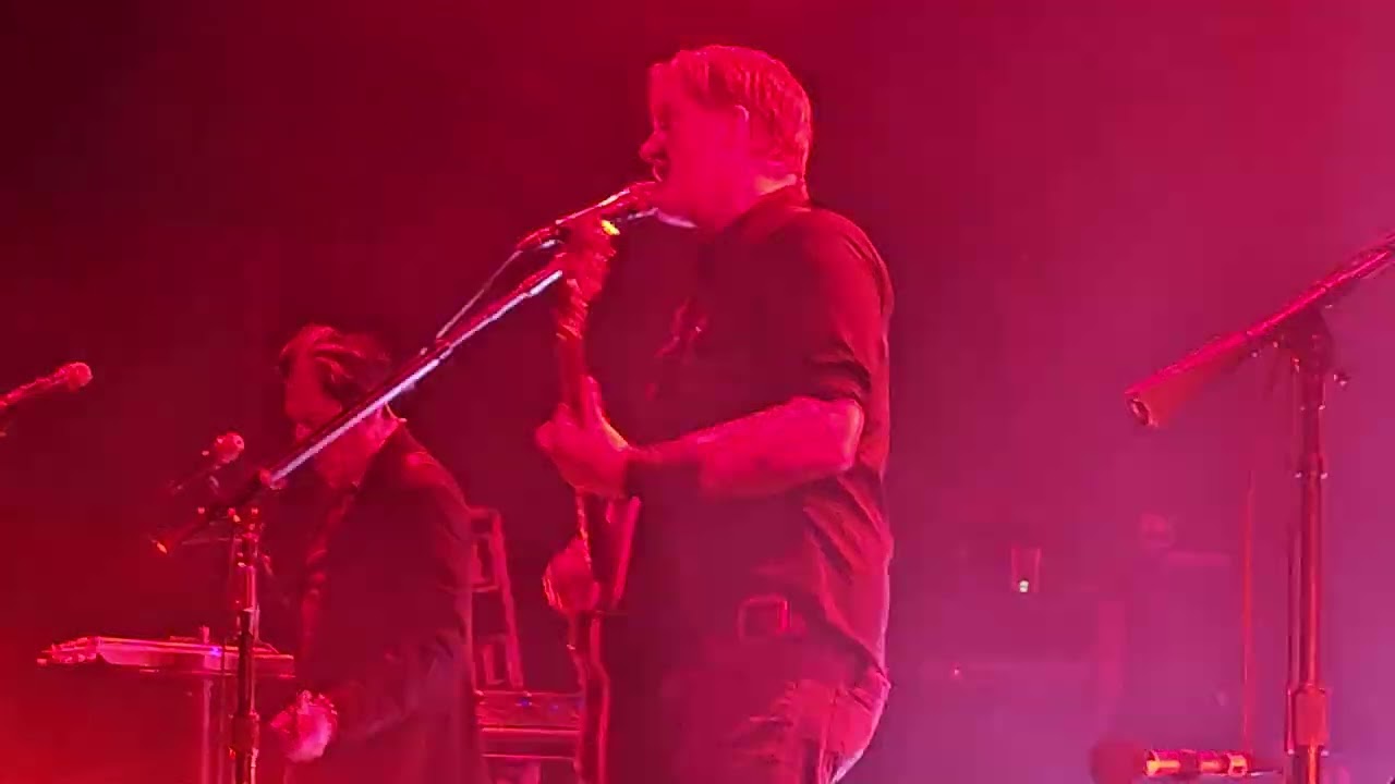 Queens of the Stone Age - Go With The Flow (Live at Red Hill , Perth Australia 10th Feb 2024)