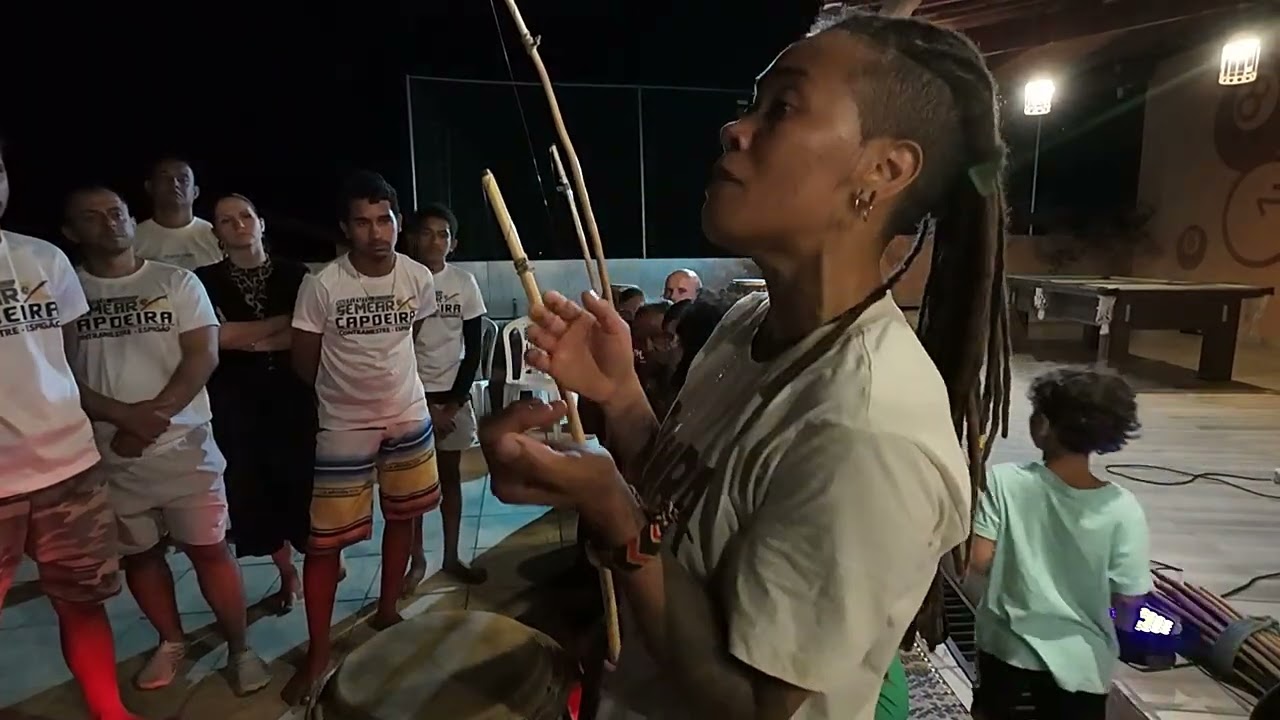 Mestranda Kallu lança musica inédita Semear Capoeira