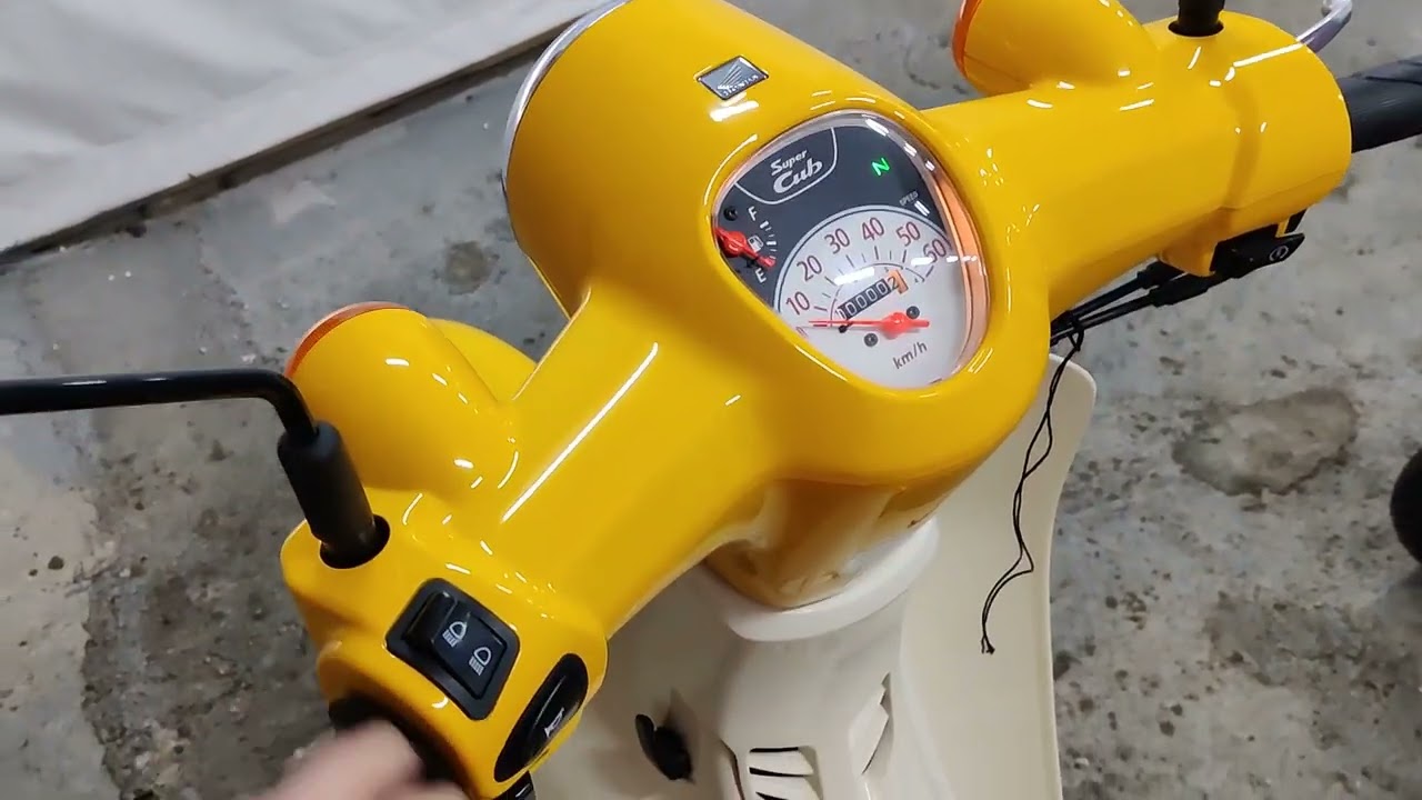 Honda super cub custom AA09 в продаже