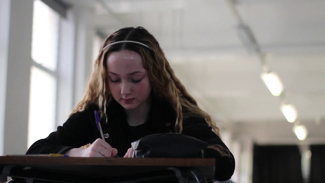 St Louise's College Promotional Video - Dance