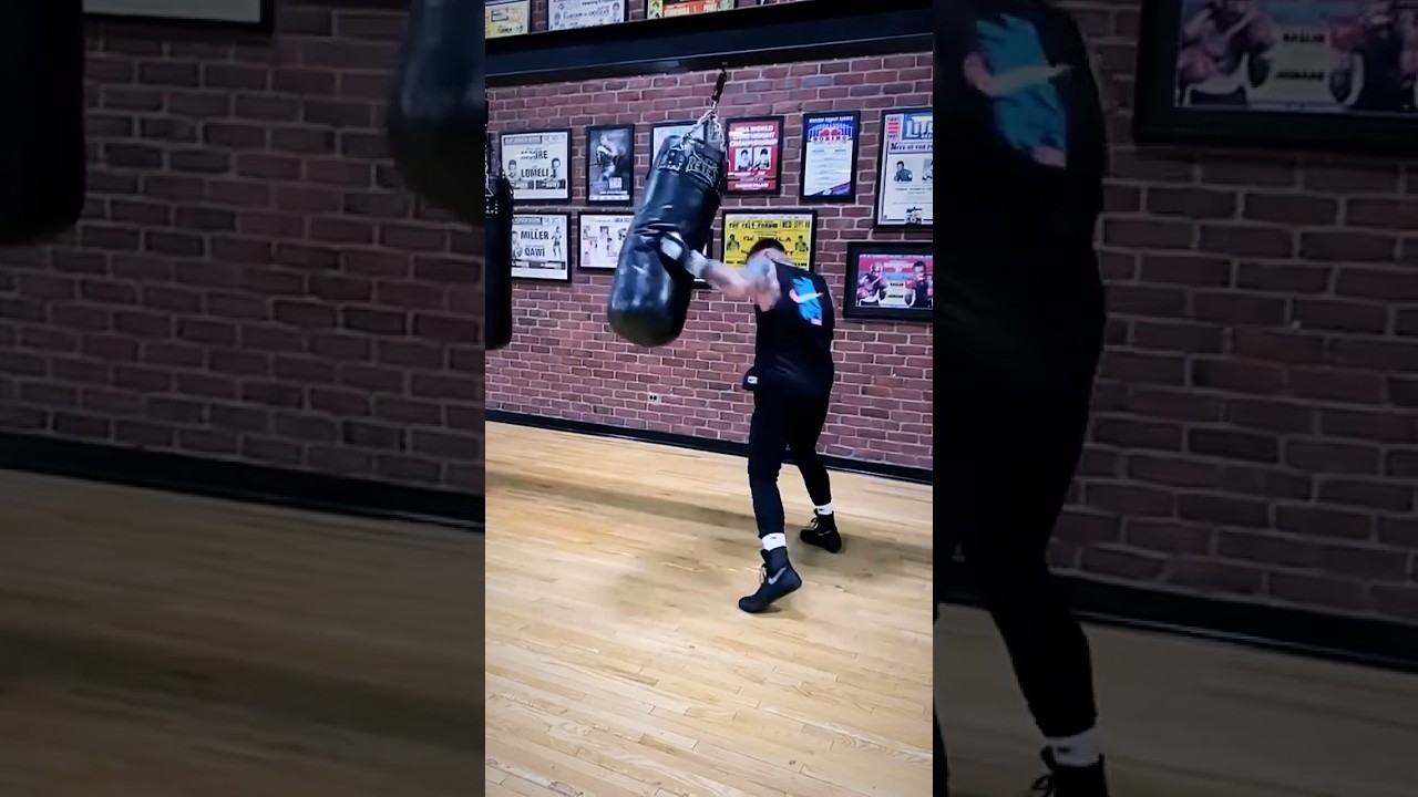 Ryan “Bruiser” Rozicki 20-1 (19KO), Training for the WBC Cruiserweight Championship of the world.