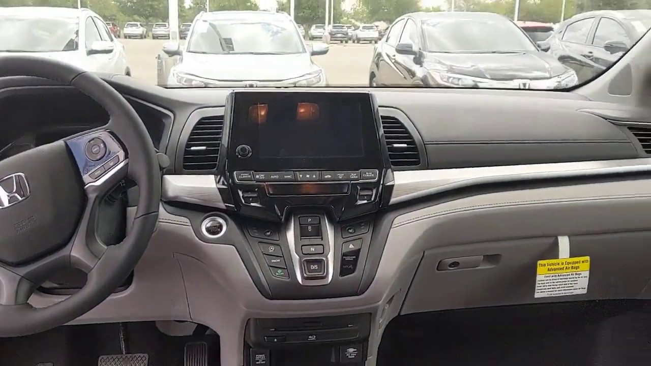 2020 Honda Odyssey EXL with Navigation and Rear Entertainment quick review
