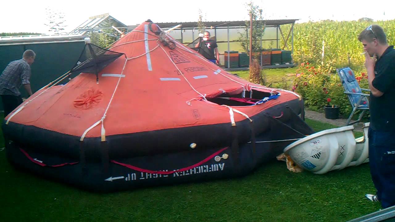 Rettungsboot gezündet