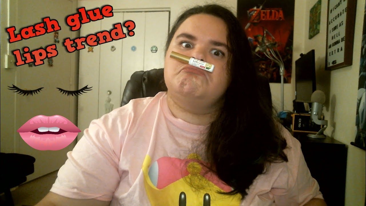 Trying out the lash glue lips trend???