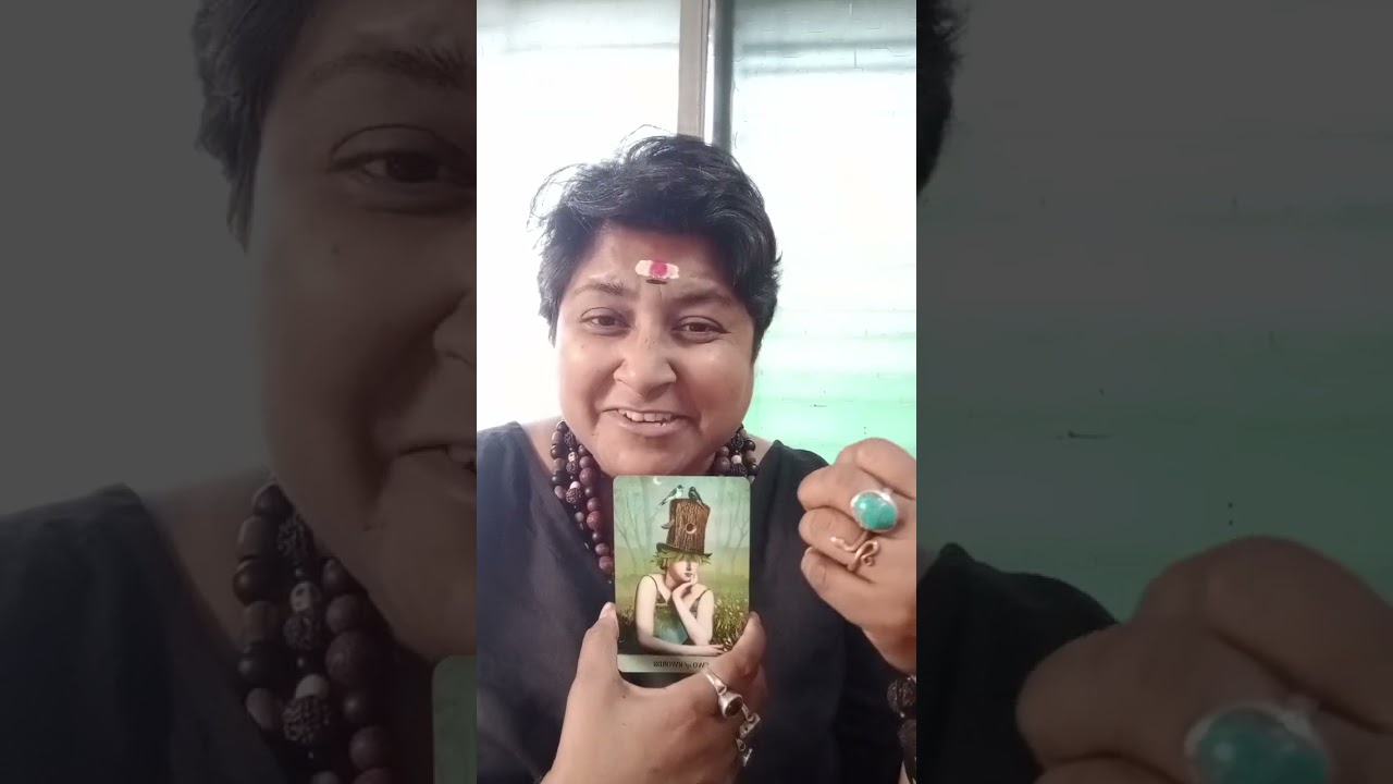 Current conscious and unconscious energy of your person for you. Hindi tarot. 