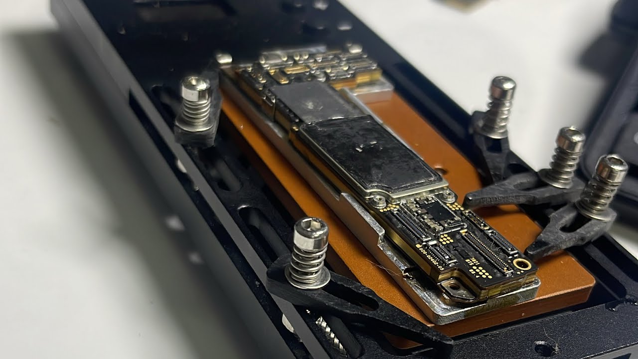 Reparación iPhone 13 no funciona wifi y tampoco llamadas