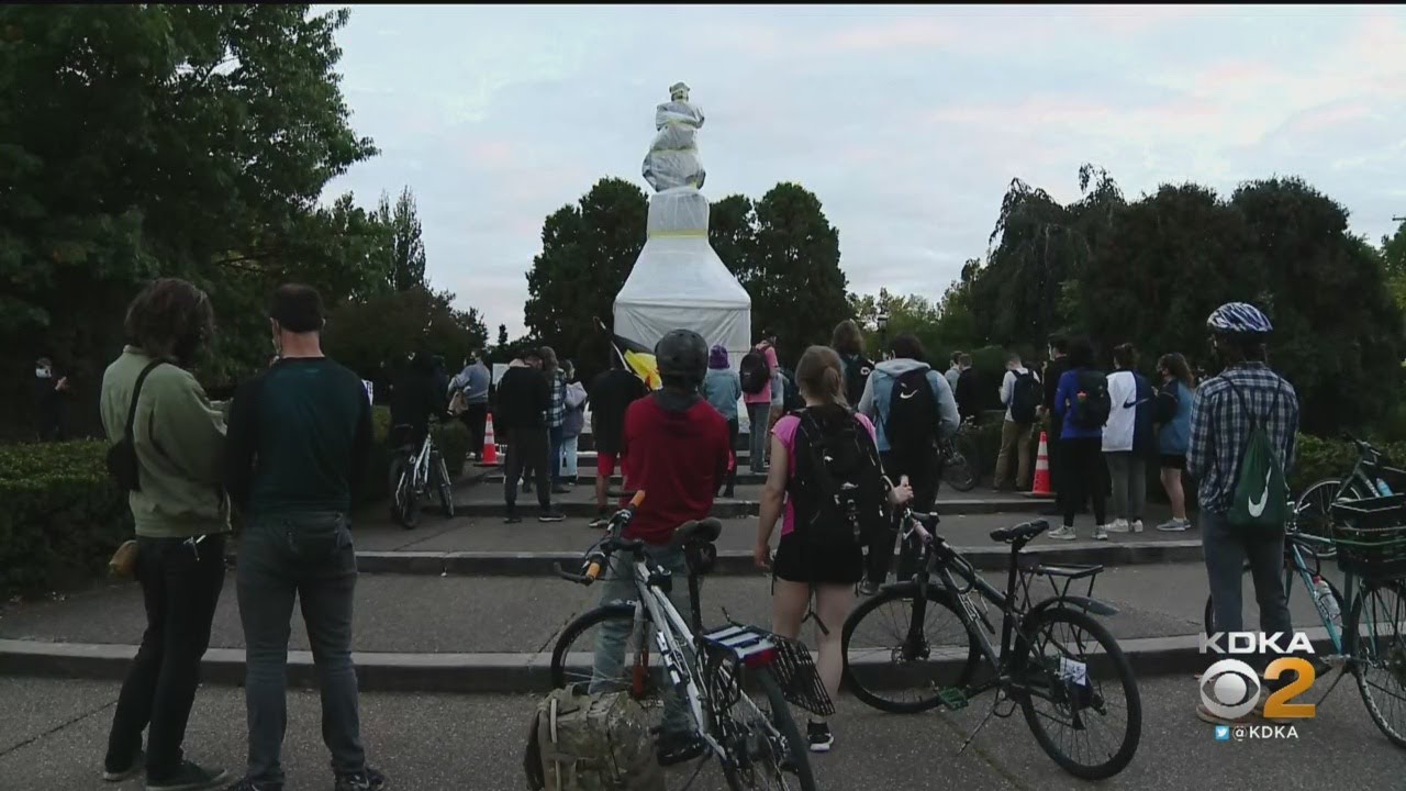 Protest Near Christopher Columbus Statue In Schenley Park