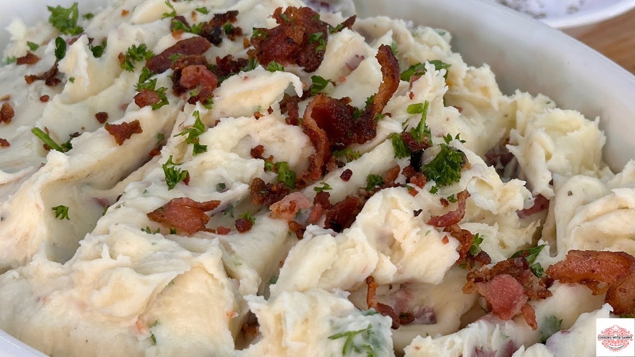 Roasted Garlic And Bacon Mashed Potatoes Recipe