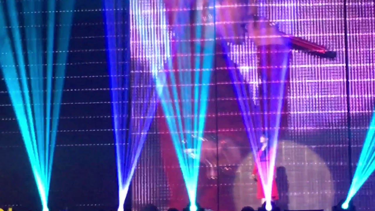 權志龍 gd x IU 特別來賓 2017 10/07 演唱會 南港