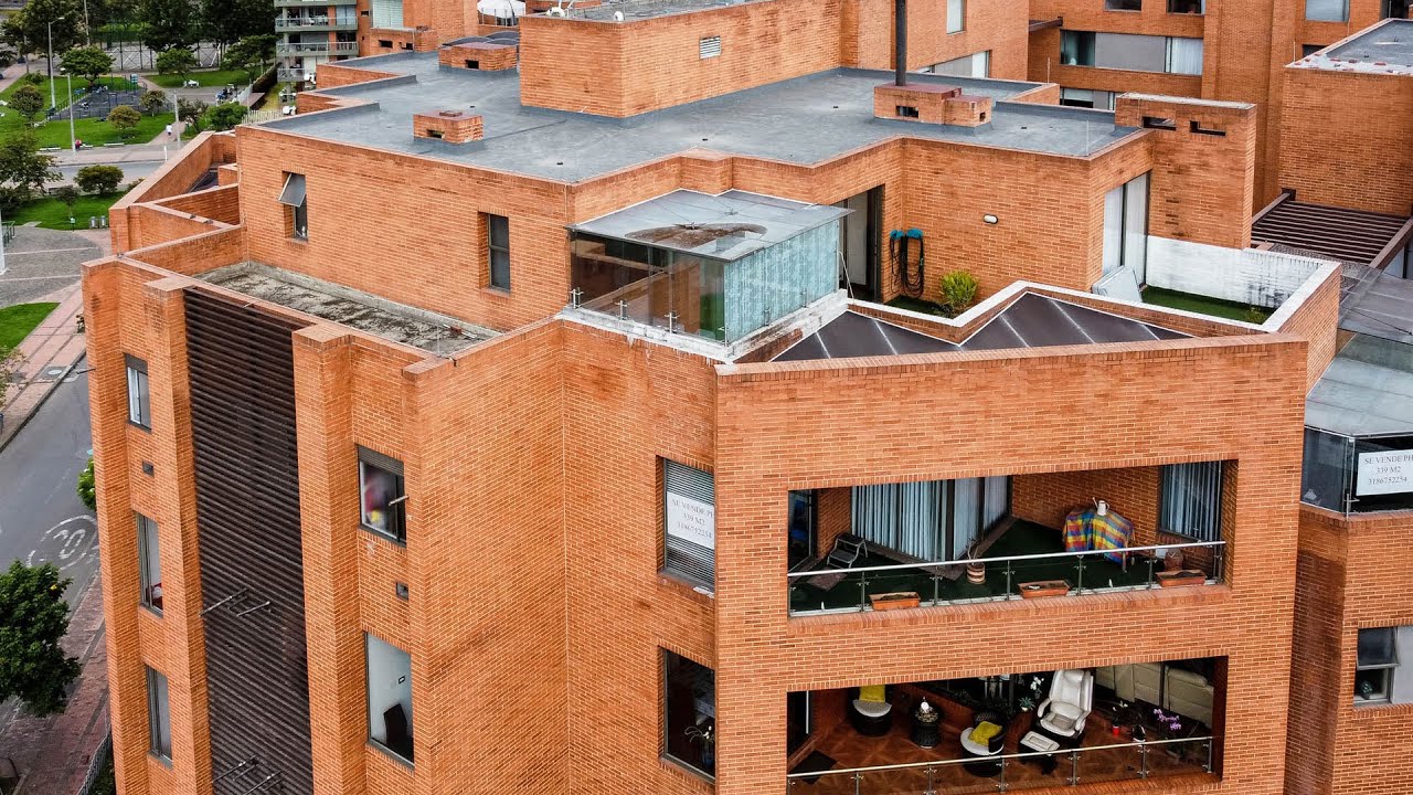 HERMOSO PENTHOUSE EN SALITRE, EXCELENTE UBICACION