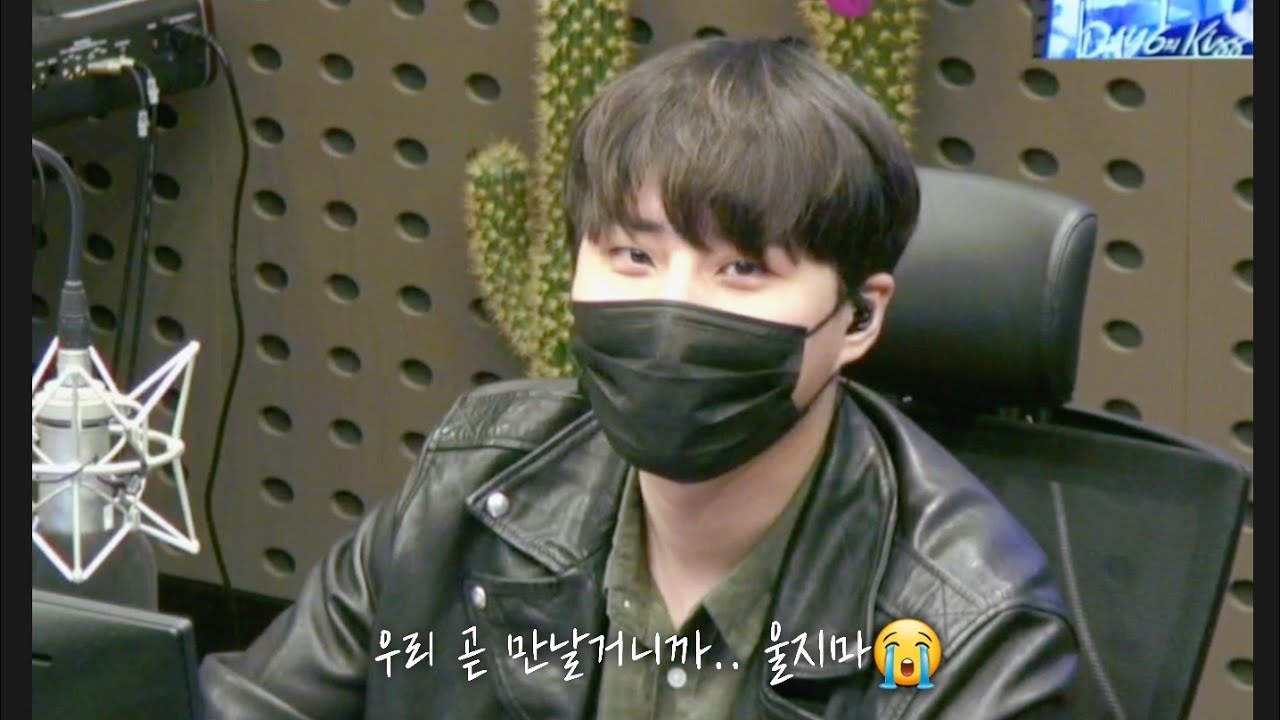 오늘 데이식스와 마이데이 생각이 나서 눈물고인 영현이😭