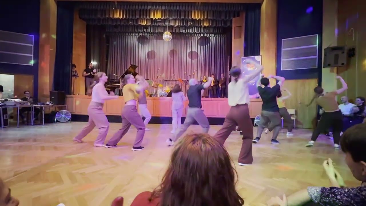 Swing AUT - Lindy Hop Performance Group to Bongo Boogie by Lucky Millinder