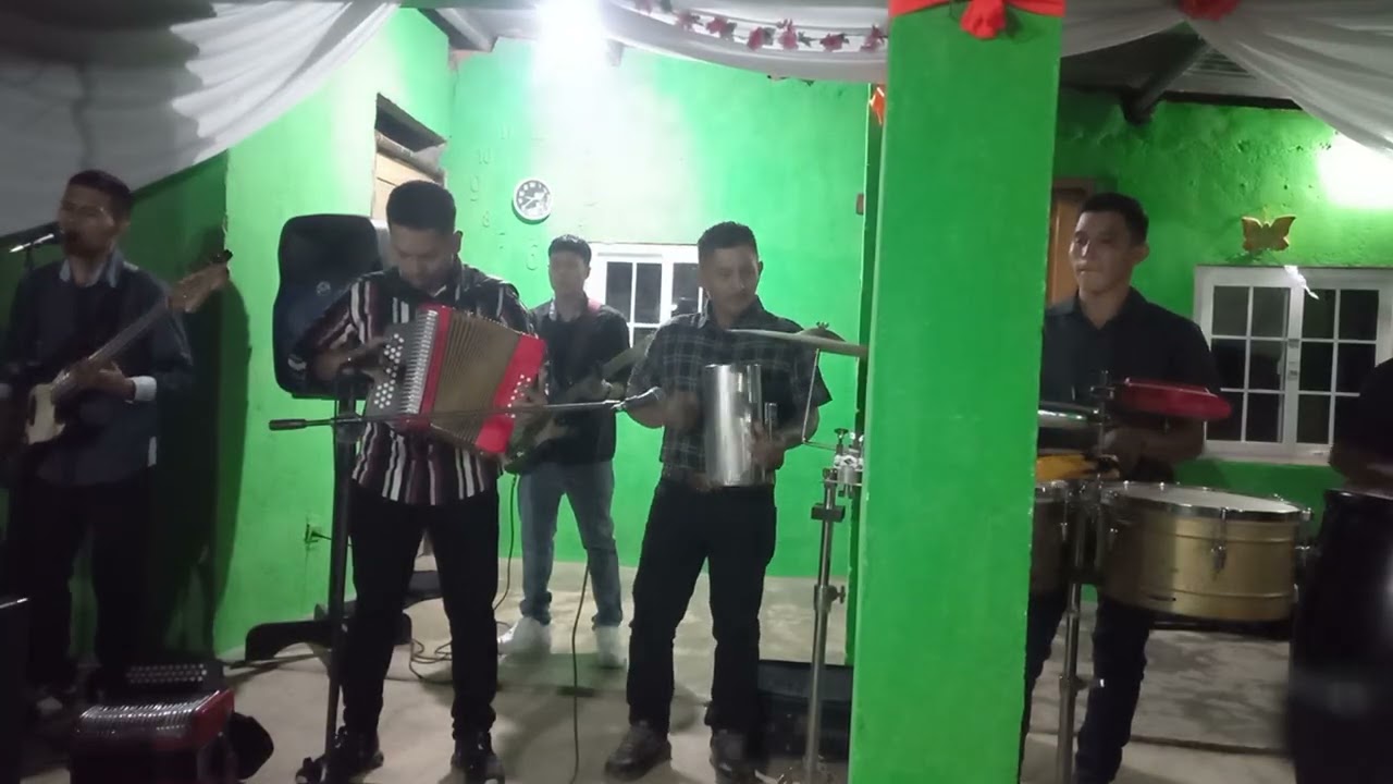 Adoradores del Rey. Satro la lleguada 