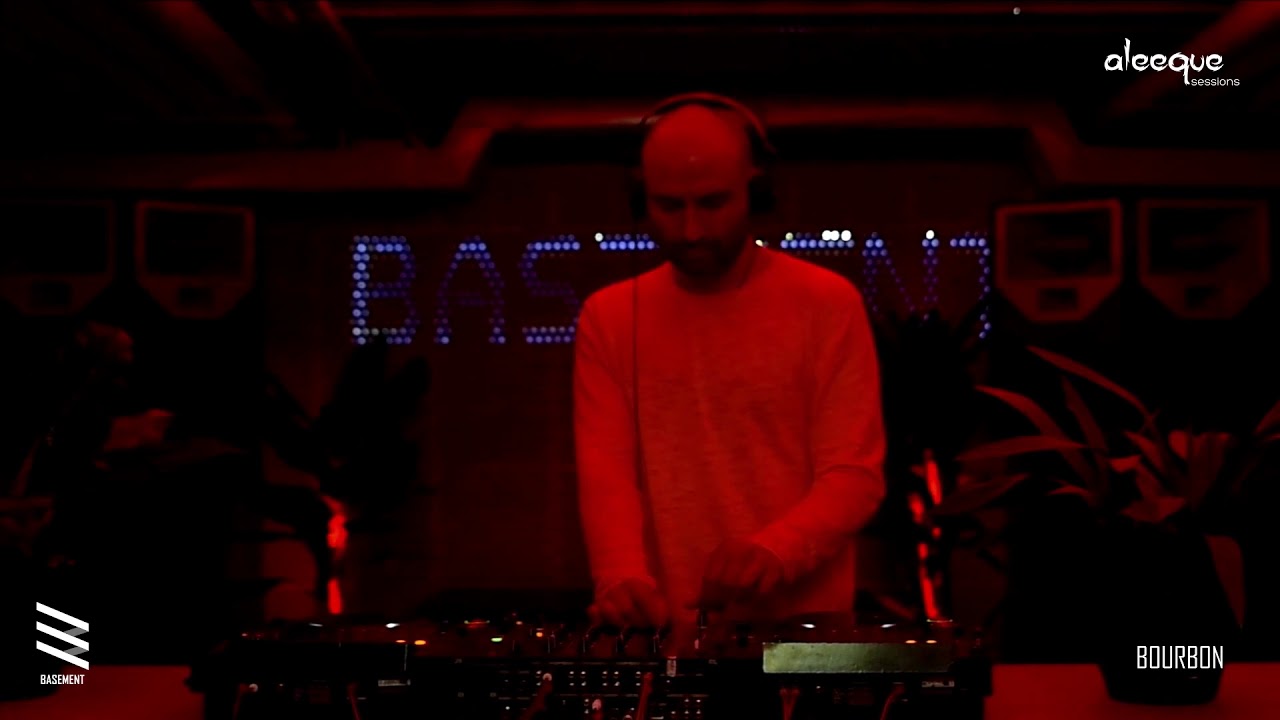 aleeque 040 / Bourbon / The Basement