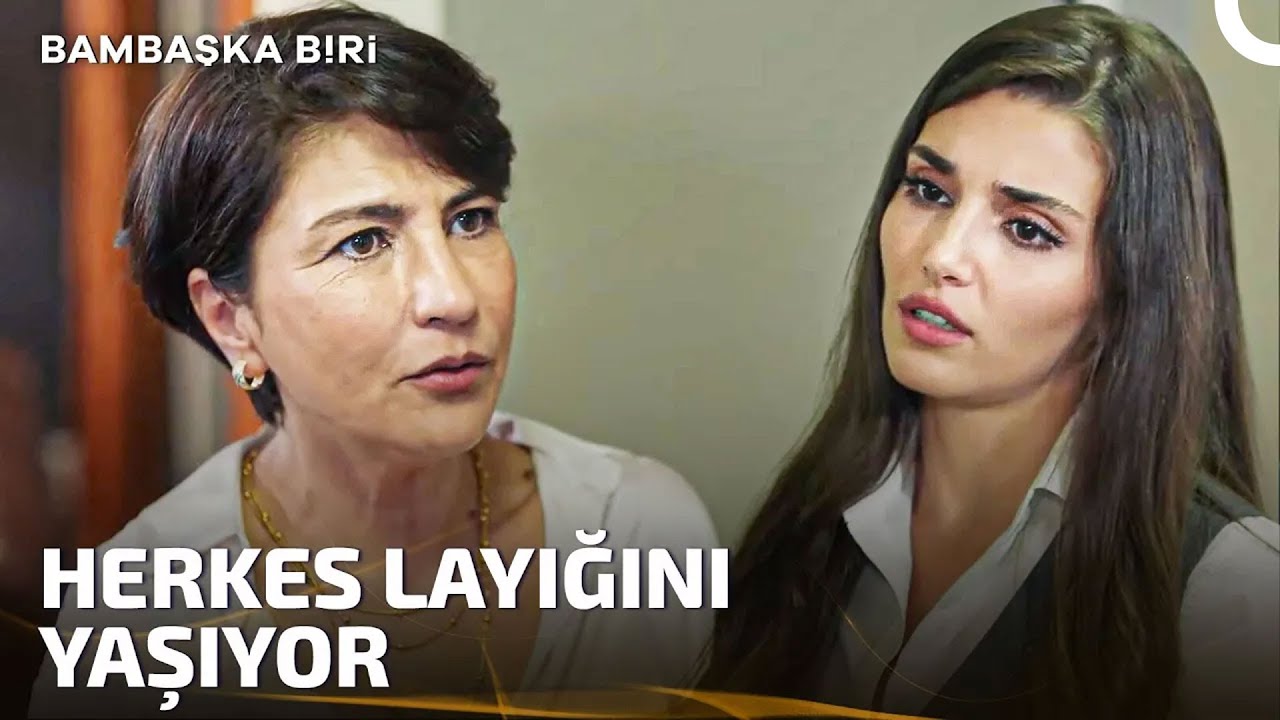 Leyla'nın, Annesine Karşı Geçmek Bilmeyen Öfkesi! | Bambaşka Biri 1. Bölüm