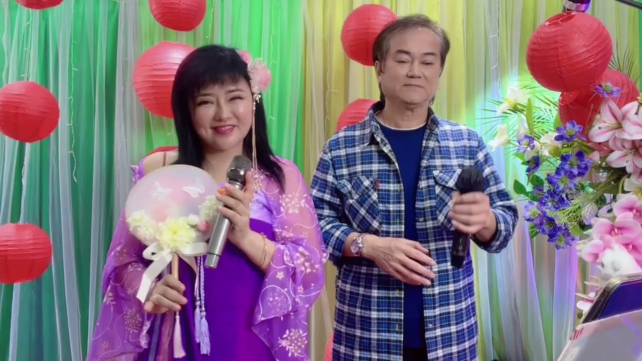 今日一點半左右 米英倆處紅館歌座（油麻地廟街130 號） 紅欣歌坊（油麻地廟街150 號）唱歌直播歡迎大家現場聽歌合唱2026年2月25日
