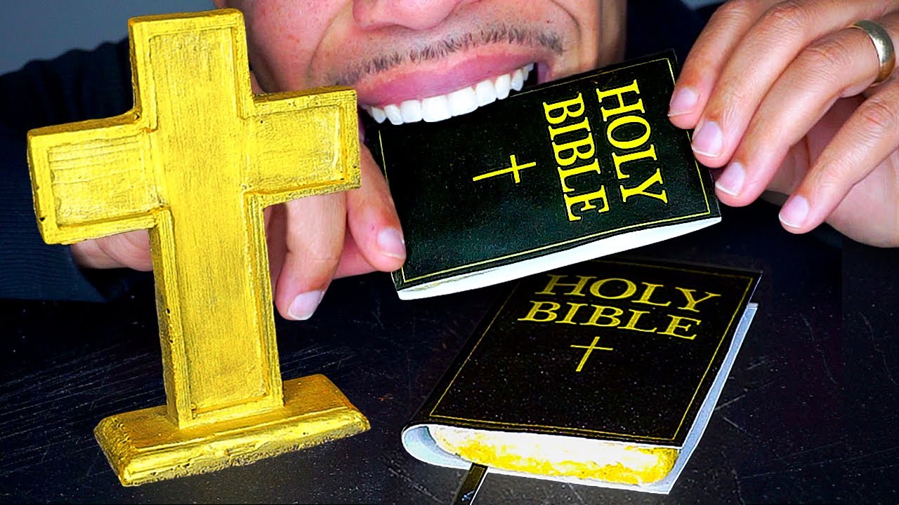 ASMR СЪЕДОБНАЯ БИБЛИЯ ЗОЛОТОЙ КРЕСТ МУКБАНГ *ШОКОЛАД* ШОУ ПОЕДАНИЯ ЗВУКИ РАЗГОВОРОВ