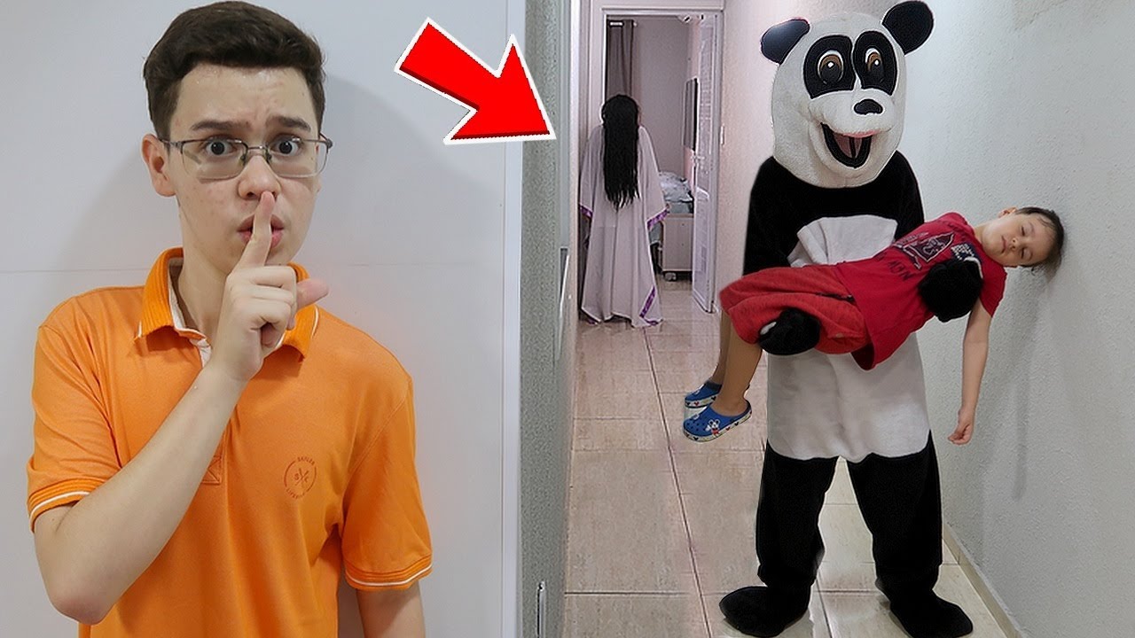 O URSO PANDA MALVADÃO INVADIU MINHA CASA E LEVOU meu irmão GABRIEL !!