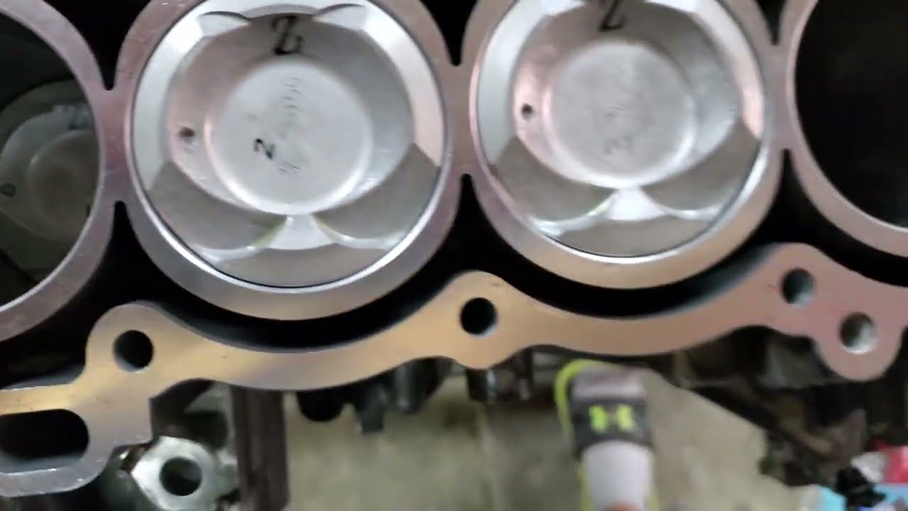[Part 5/8] 1nzfe Pistons and Base Plate Install How to rebuild your Toyota Engine