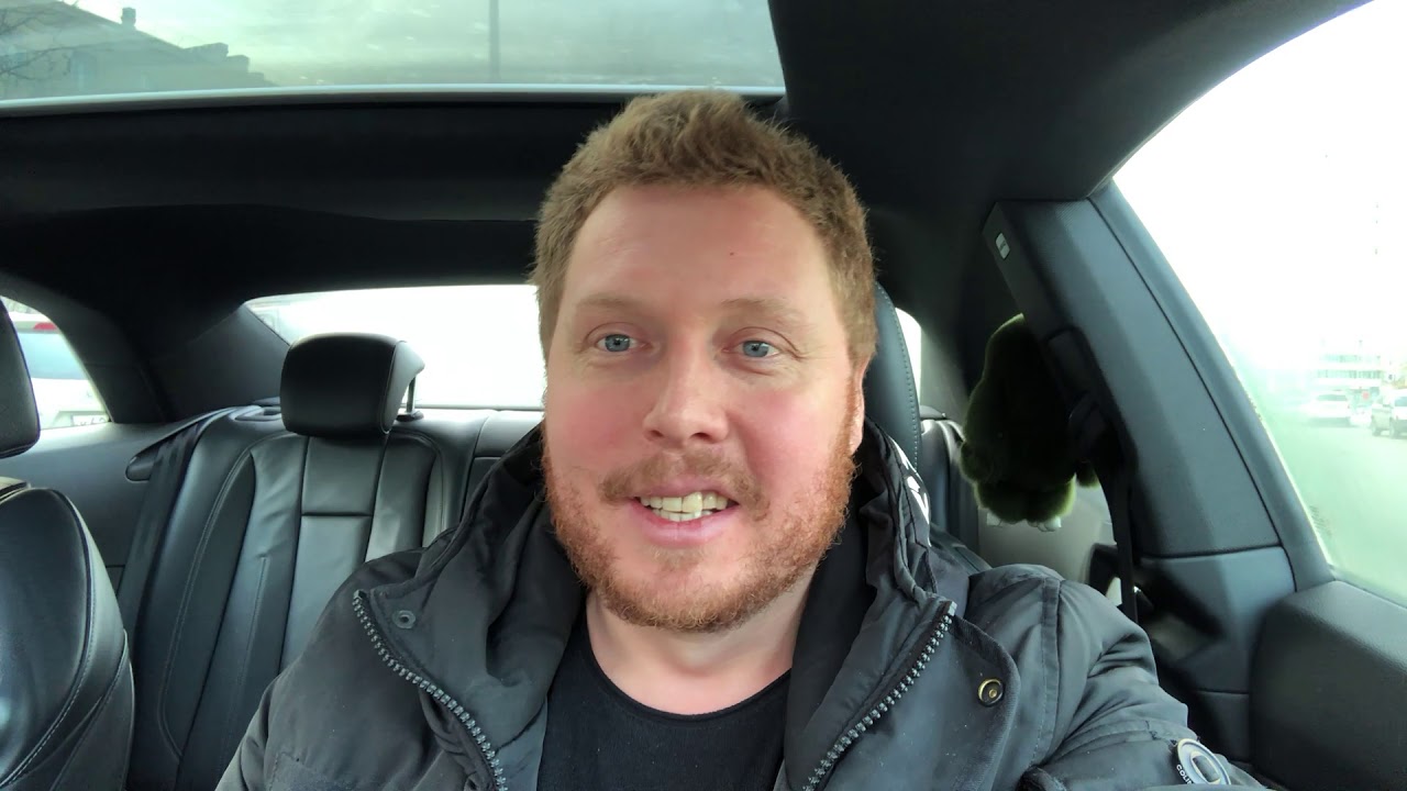 «А что подумают люди»?...)) Вам не надоело это дерьмо в вашей голове?